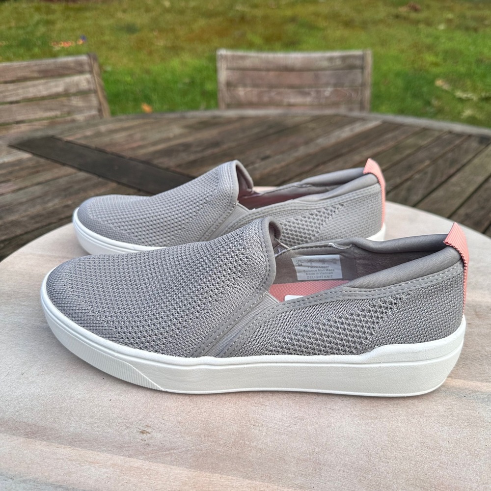 Dr. Scholl's Women's Delight Knit Slip On Comfort Shoe Gray Peach Size 9M New - Picture 3 of 11